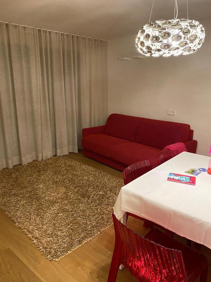 피에 Casa Sciliar Centro Paese Pink 아파트 외부 사진